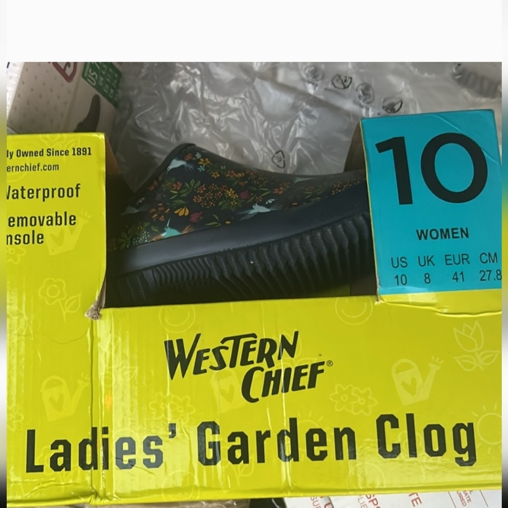 Western chief waterproof ladies garden clog